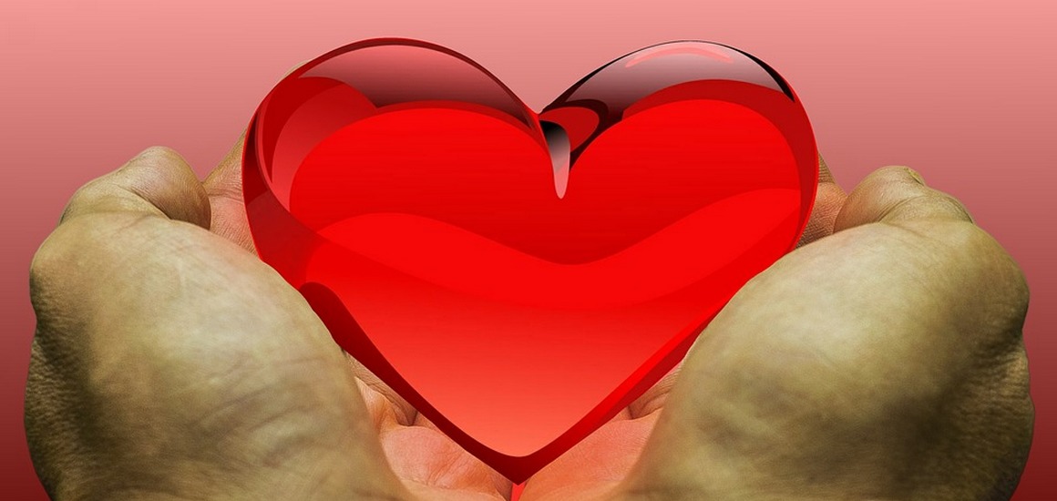 Набират средства за лечение на обгорялото момиче от Цар Kалоян