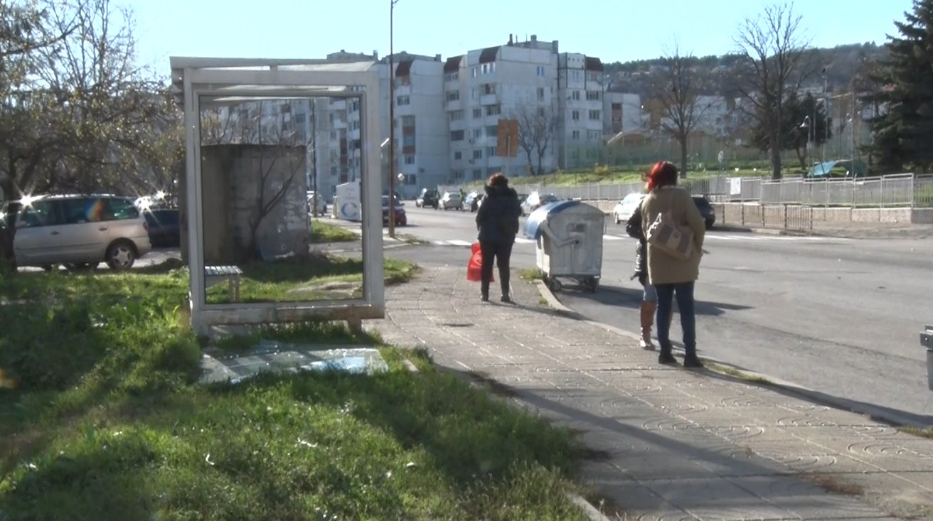 Пак вандалски набези в Шумен