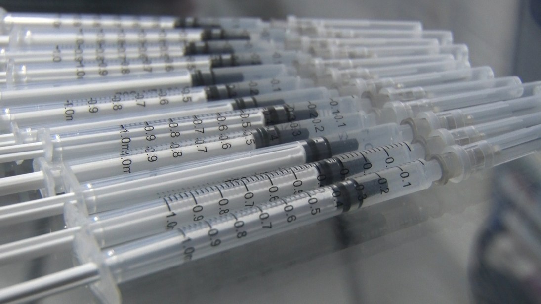 “Зелени коридори” за ваксини и в почивните дни около Нова година