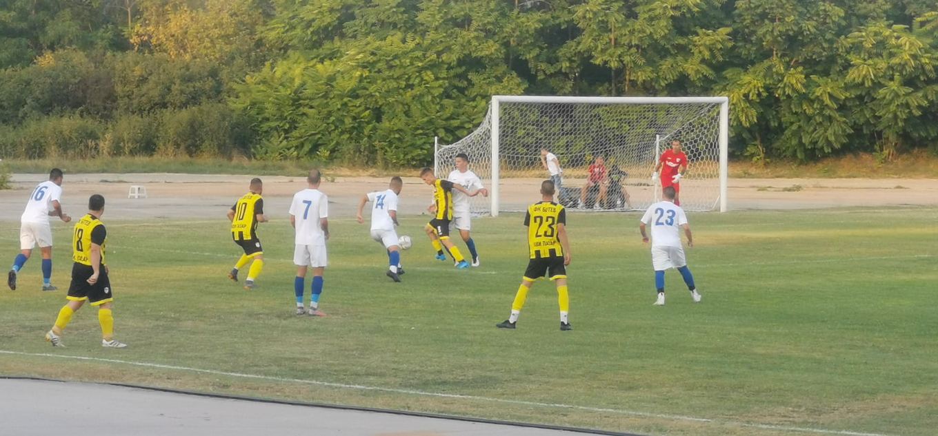 Дъжд от голове в контролата в Суворово