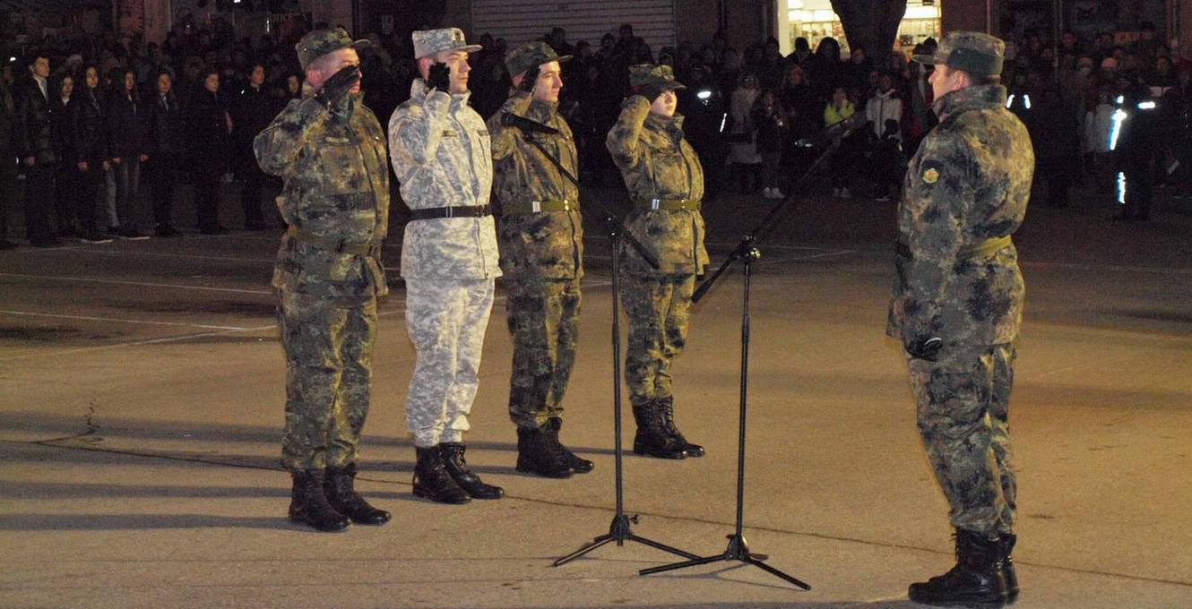 Шумен чества Трети март с тържествена заря-проверка