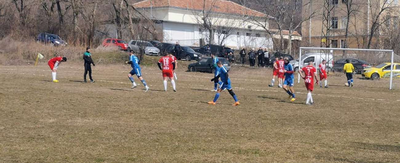 „Балкан“ (Средня) едва не поднесе изненадата срещу „Върбица“