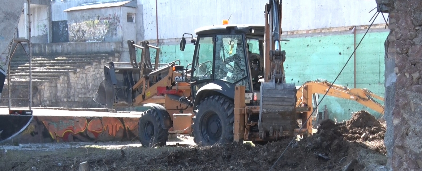 Ремонтът на Летния театър е в ход