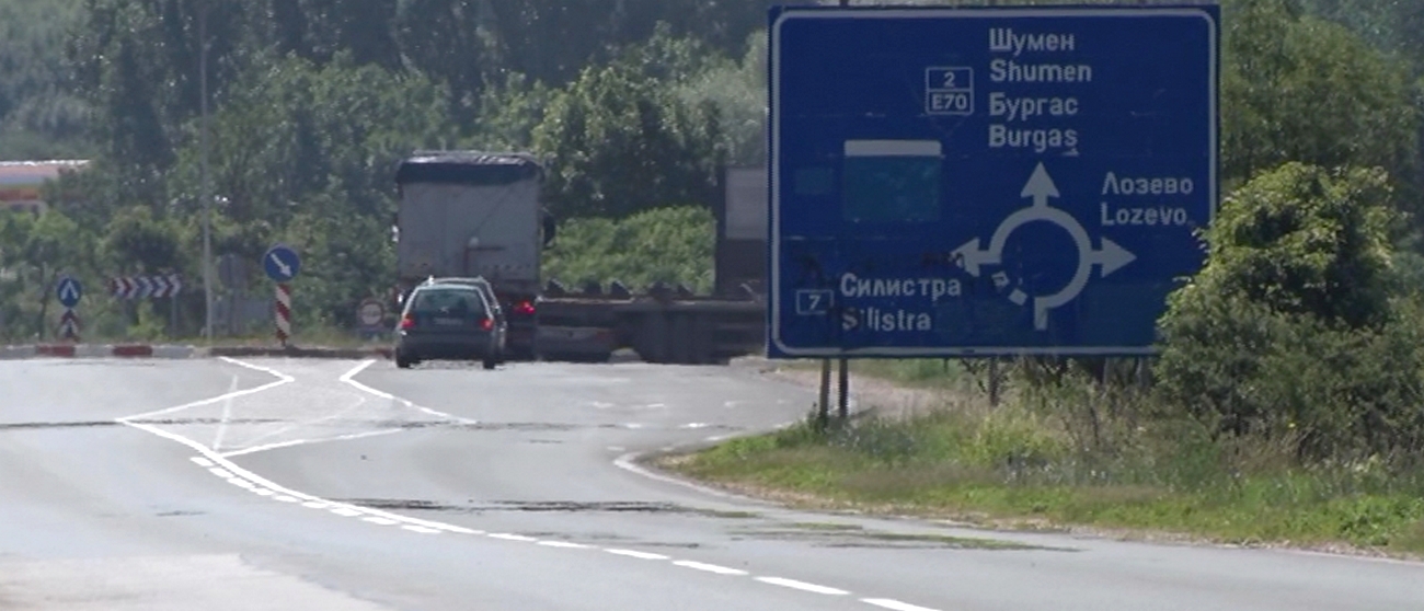 Извънгабаритен товар ще затрудни движението в Ришкия проход