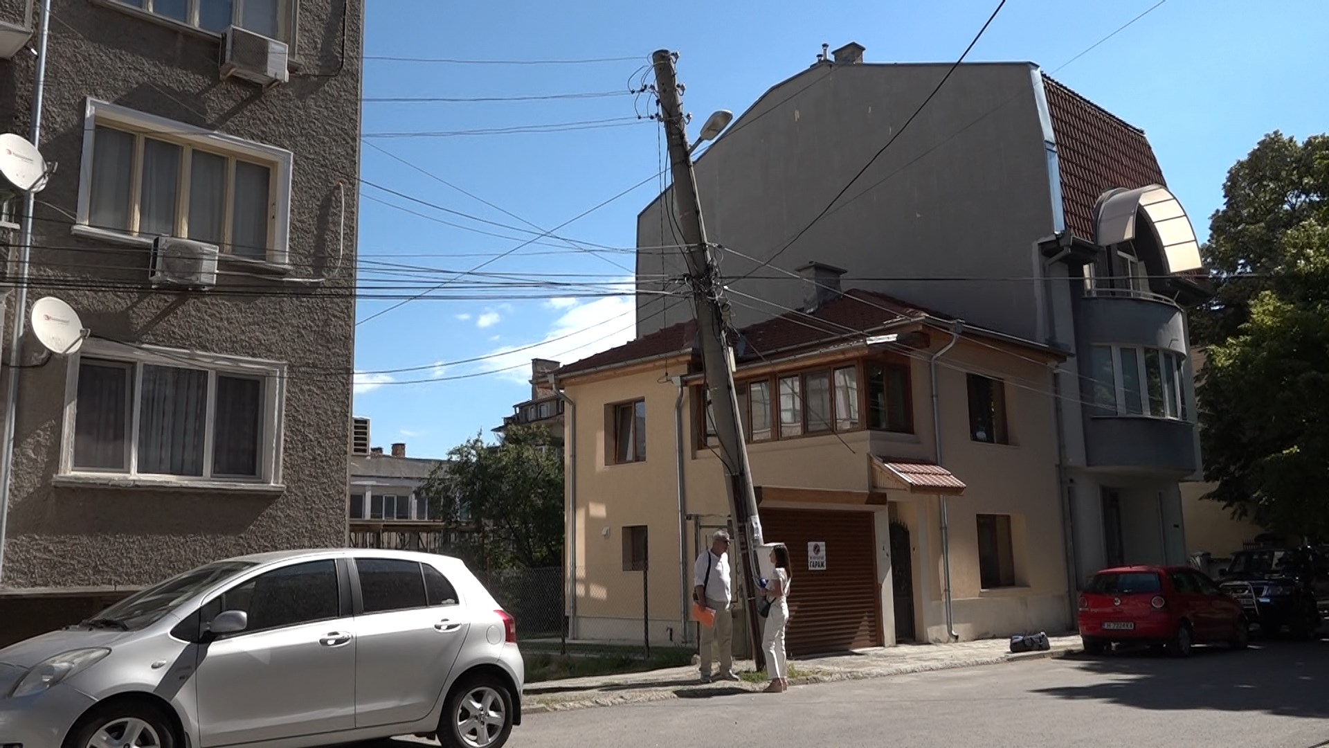 наклонен стълб