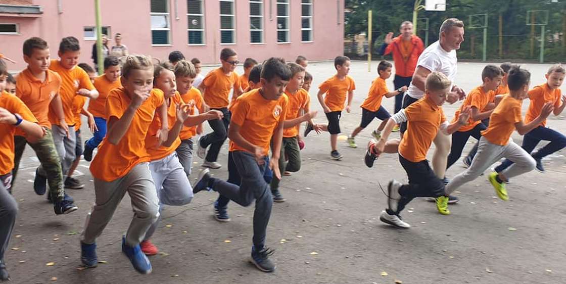 Ученици ще се надбягват с директора