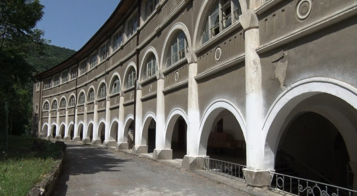 манастир патлейна