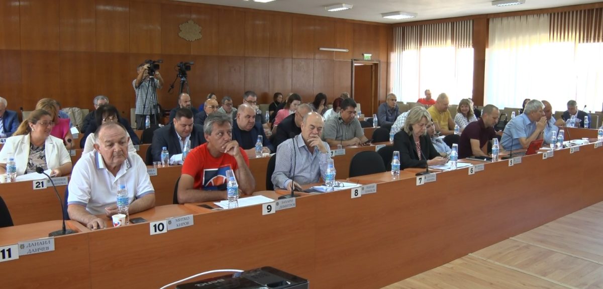 Приеха бюджета на община Шумен