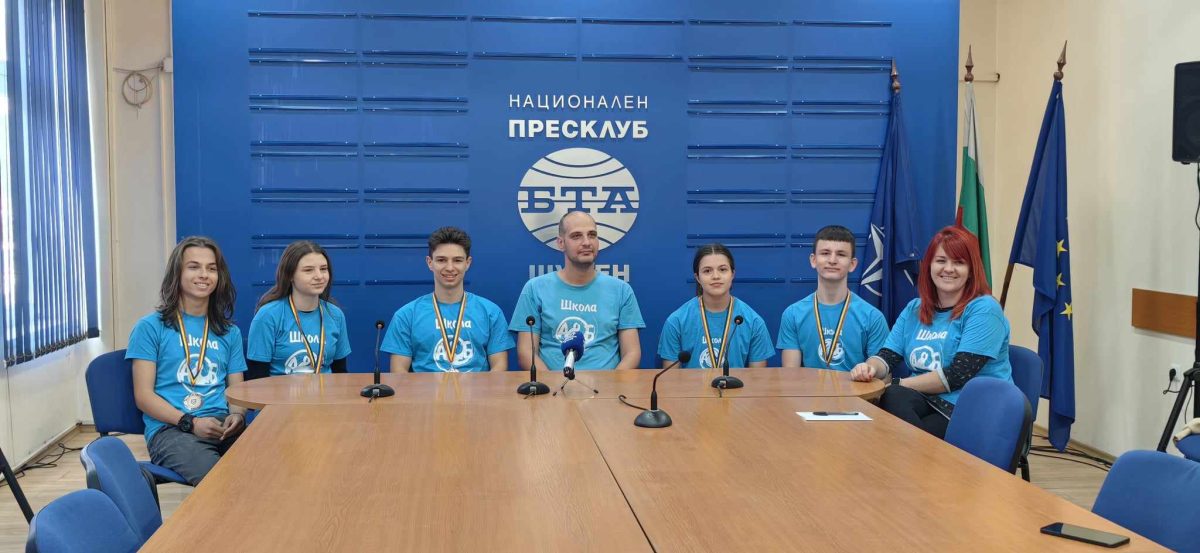 Поредни медали за шуменските информатици