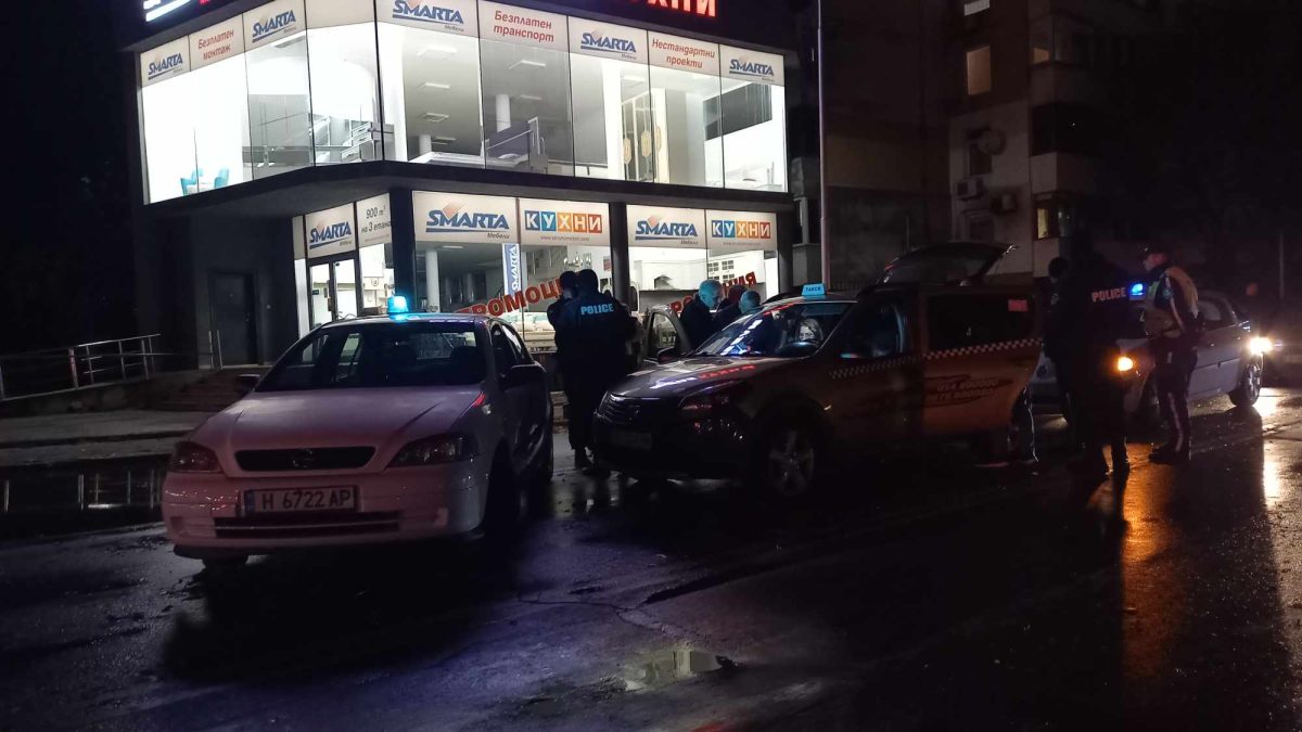 задържаха мъж за купуване на гласове