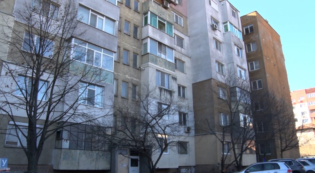 Недоволство по програмата за саниране