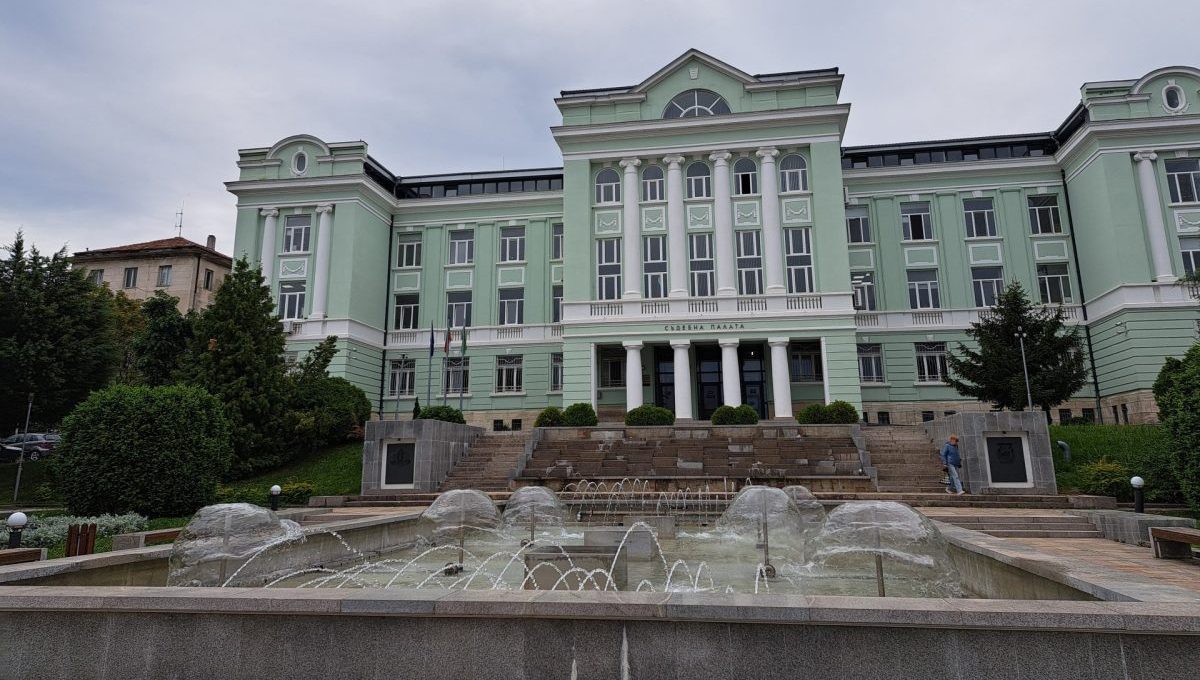 шадраван съдебна палата