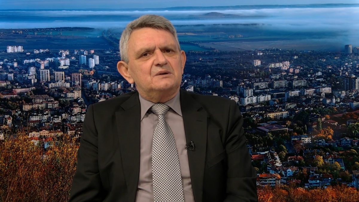 Веселин Златев