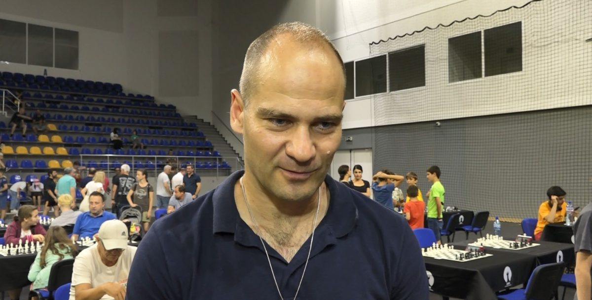 Момчил Николов, гросмайстор